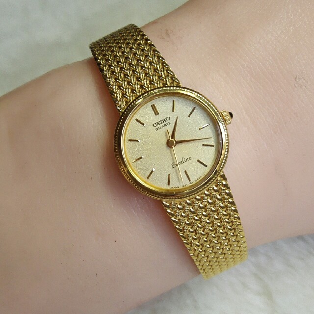 SEIKO(セイコー)のセイコー腕時計　美品エクセリーヌ
レディースクォーツ レディースのファッション小物(腕時計)の商品写真