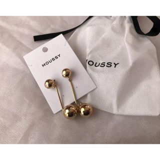 マウジー(moussy)のSWING BALLピアス(ピアス)