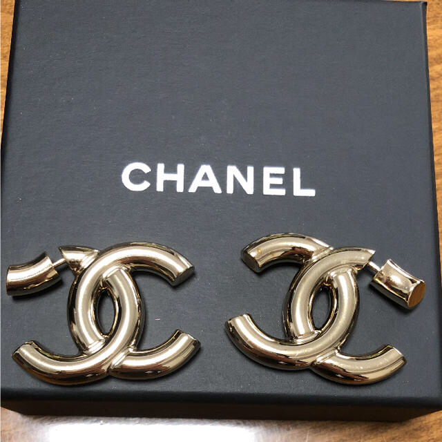 CHANEL(シャネル)のbunkun530さん専用★シャネル  ピアス レディースのアクセサリー(ピアス)の商品写真