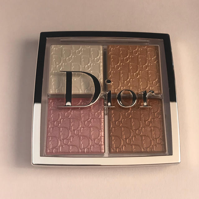 Dior バックステージ フェイスグロウパレット 001