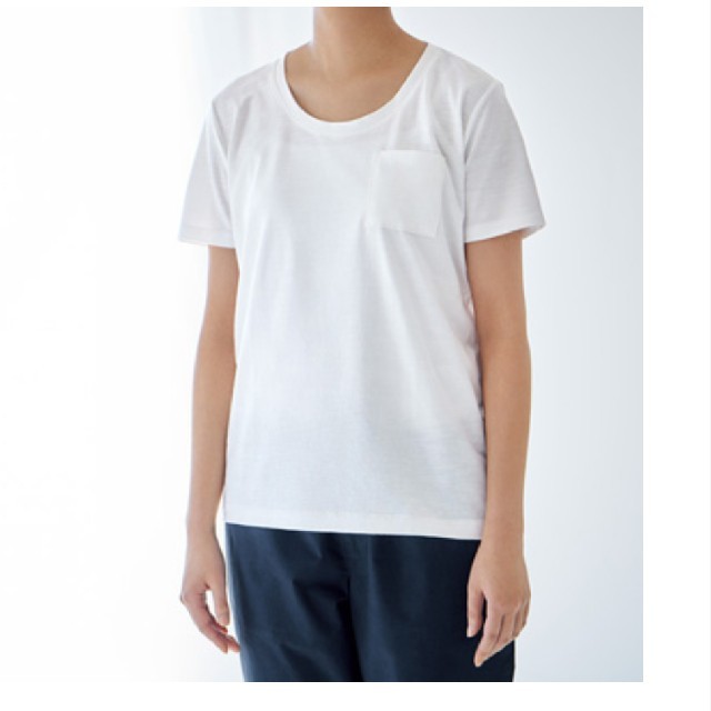 MUJI (無印良品)(ムジルシリョウヒン)の無印 オーガニックコットン ムラ糸 Tシャツ L レディースのトップス(Tシャツ(半袖/袖なし))の商品写真