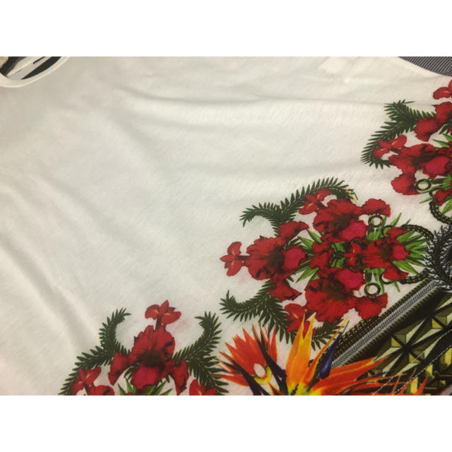 GIVENCHY(ジバンシィ)のジバンシィ/GIVENCHY 極楽鳥花 Tシャツ XS メンズのトップス(Tシャツ/カットソー(半袖/袖なし))の商品写真