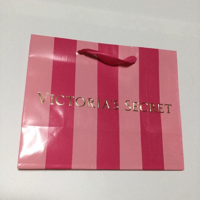 Victoria's Secret(ヴィクトリアズシークレット)の【新品未開封】日本未上陸☆Victoria’s Secretパフューム コスメ/美容の香水(香水(女性用))の商品写真