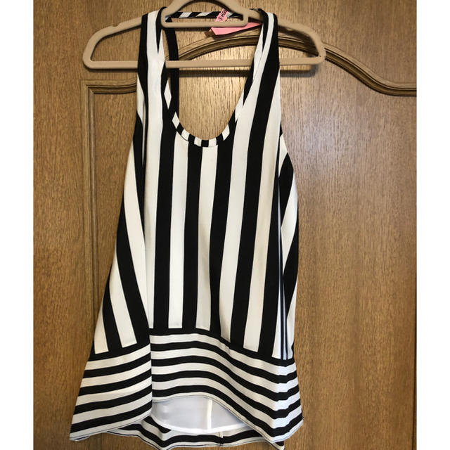 BCBGMAXAZRIA(ビーシービージーマックスアズリア)のBCBG MAXAZRIA♡トップス レディースのトップス(タンクトップ)の商品写真