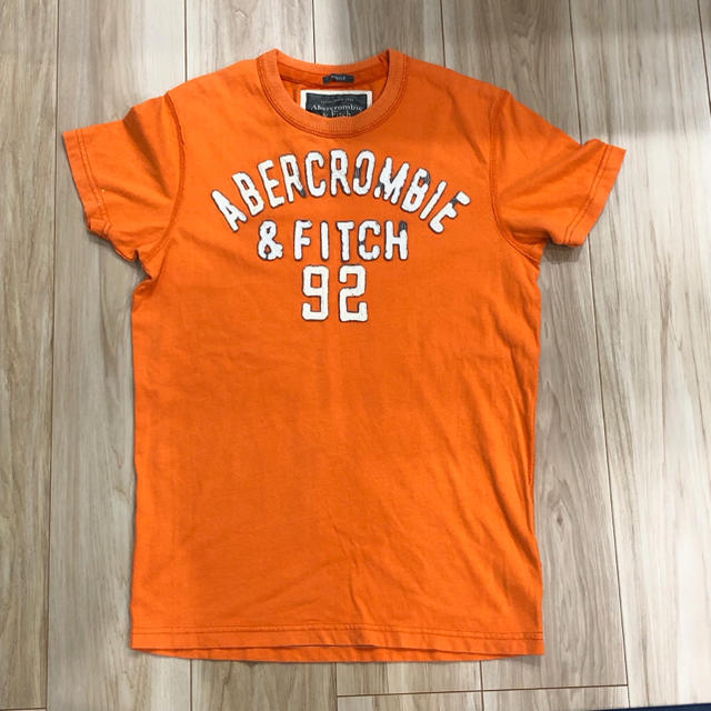 Abercrombie&Fitch(アバクロンビーアンドフィッチ)のアバクロ Tシャツ Abercrombie & Fitch メンズのトップス(Tシャツ/カットソー(半袖/袖なし))の商品写真