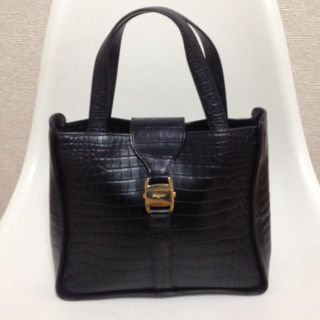 フェラガモ(Ferragamo)の【正規品】フェラガモ ハンドバッグ(ハンドバッグ)