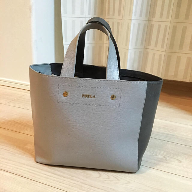 Furla - FURLA バイカラーレザートートバッグの通販 by E's Closet Furla - FURLA バイカラーレザートートバッグの通販 by E's Closet