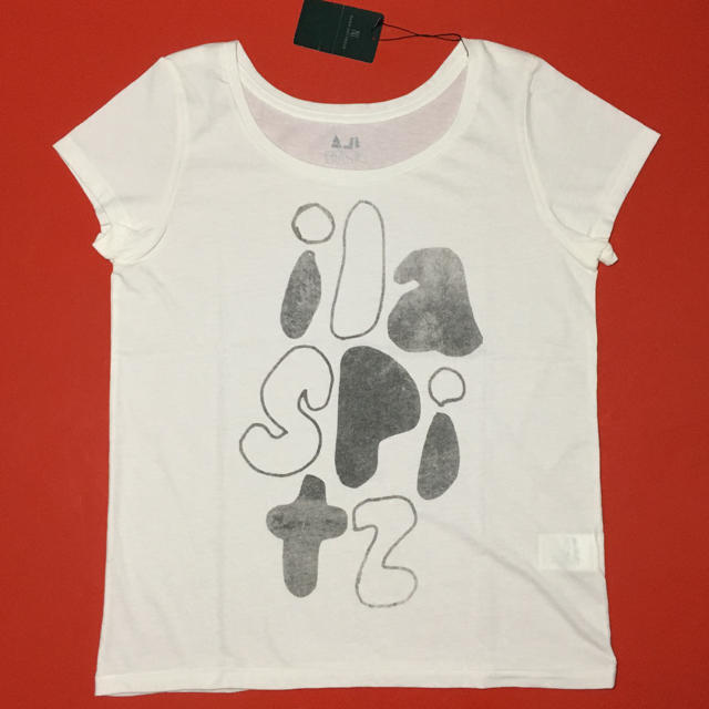 ila(アイラ)のSpitz + ila Tシャツ スピッツ+アイラ 新品 激レア ナノユニバース エンタメ/ホビーのタレントグッズ(ミュージシャン)の商品写真