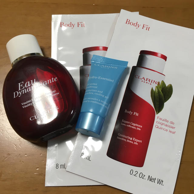 CLARINS(クラランス)のクラランス オー ディナミザント コロン 保湿クリーム ボディ美容液 試供品4点 コスメ/美容のキット/セット(サンプル/トライアルキット)の商品写真