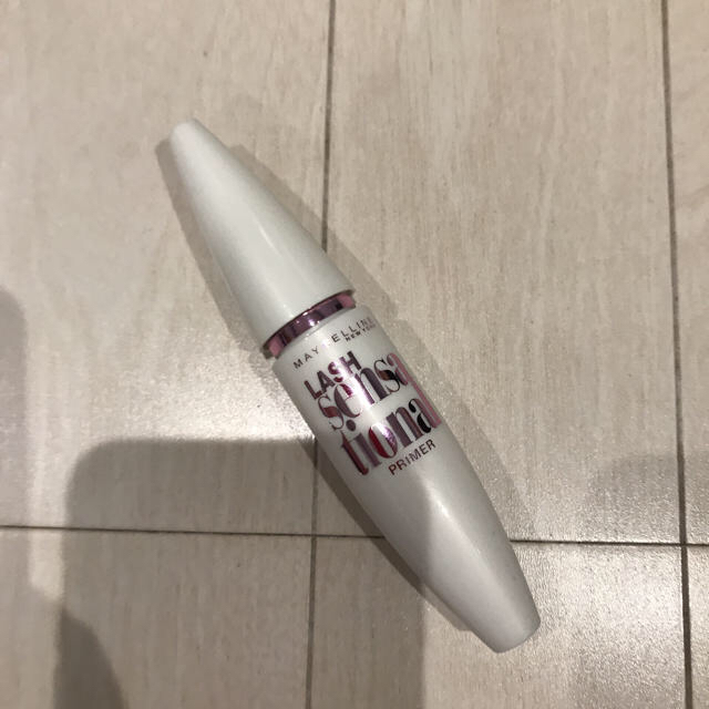 MAYBELLINE(メイベリン)のメイベリン ラッシュセンセーショナルプライマー コスメ/美容のベースメイク/化粧品(マスカラ下地/トップコート)の商品写真