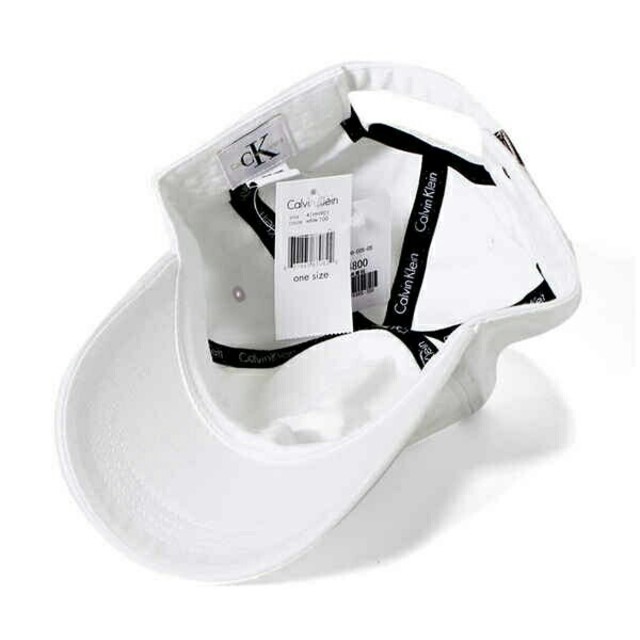 Calvin Klein(カルバンクライン)のカルバンクライン CalvinKlein 白 ロゴ キャップ レディースの帽子(キャップ)の商品写真