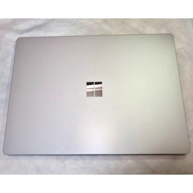 【美品】Microsoft surface laptop corei5 256G