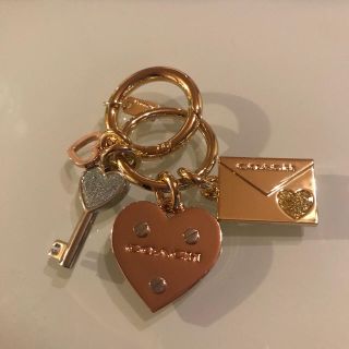 コーチ(COACH)のCOACH バックチャーム キーホルダー 新品未使用 即購入優先(チャーム)