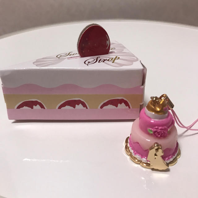 Disney ディズニー シークレット ストラップ プリンセス ホールケーキ オーロラの通販 By いちご S Shop ディズニーならラクマ