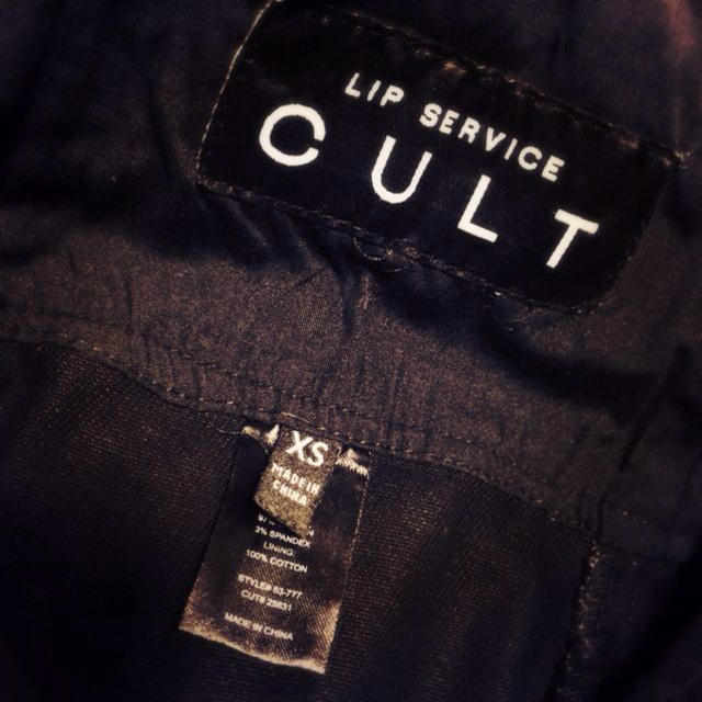 LIP SERVICE(リップサービス)のlip service＊バックルスカート レディースのスカート(ミニスカート)の商品写真