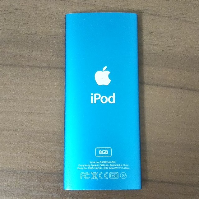 Apple(アップル)のiPod nano 第4世代 8GB スマホ/家電/カメラのオーディオ機器(ポータブルプレーヤー)の商品写真