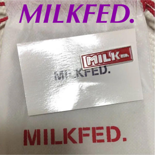 MILKFED.(ミルクフェド)のMILKFED. (ミルクフェド) バッジ エンタメ/ホビーのアニメグッズ(バッジ/ピンバッジ)の商品写真
