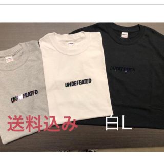 アンディフィーテッド(UNDEFEATED)の白L 送料込み 定価以下 undefeated ホログラムロゴT 半袖(Tシャツ/カットソー(半袖/袖なし))