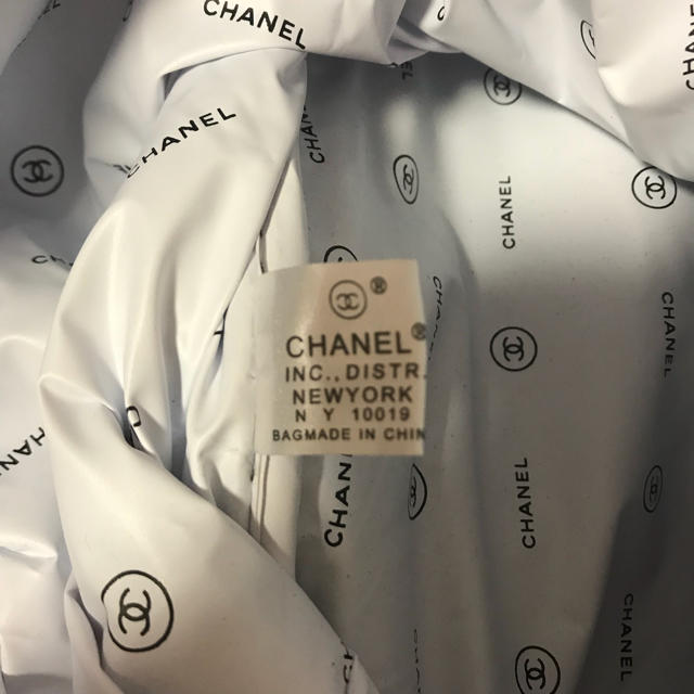 CHANEL(シャネル)の新品未使用 CHANEL 巾着ショルダーバッグ レディースのバッグ(ショルダーバッグ)の商品写真