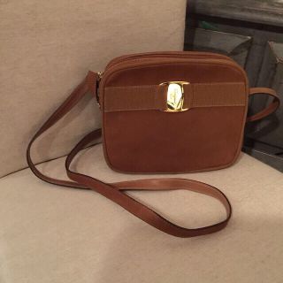 フェラガモ(Ferragamo)のフェラガモ ショルダーバッグ 正規品(ショルダーバッグ)