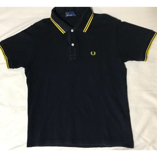 FRED PERRY(フレッドペリー)のFRED PERRY ポロシャツ Lsize ブラック×イエロー メンズのトップス(ポロシャツ)の商品写真