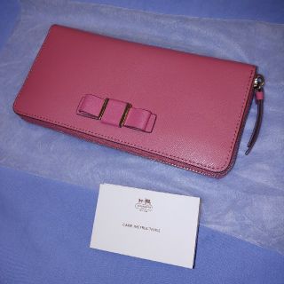 コーチ(COACH)の

 COACH 財布  ストロベリー SV/SY レザー (財布)