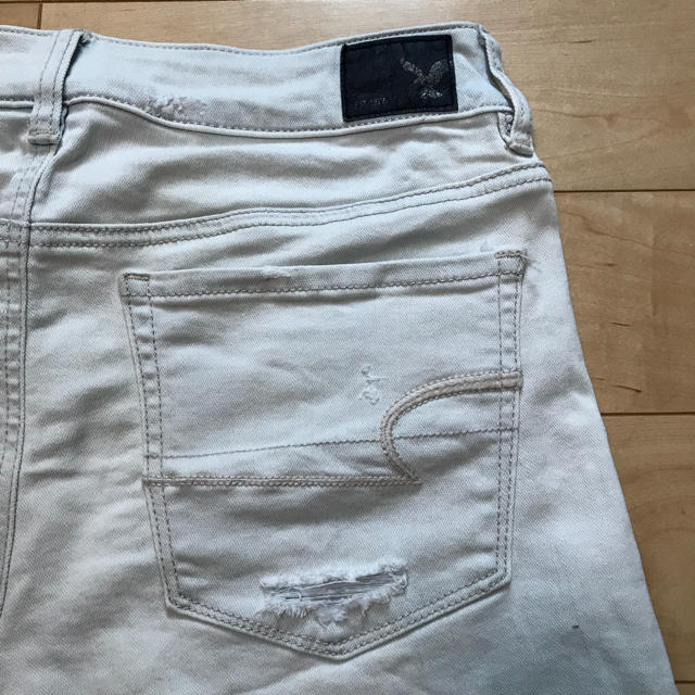 American Eagle(アメリカンイーグル)のアメリカンイーグル  ショートデニム  sizeUS 6  R22 レディースのパンツ(ショートパンツ)の商品写真