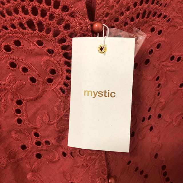 mystic(ミスティック)のミスティック mystic レースブラウス 新品未使用タグ付き レディースのトップス(シャツ/ブラウス(長袖/七分))の商品写真