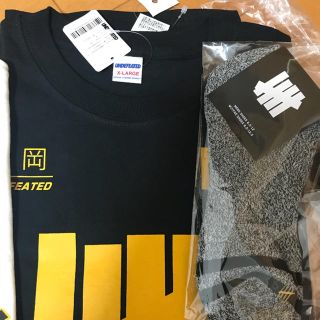 アンディフィーテッド(UNDEFEATED)のセット販売！undefeated 福岡限定tee ソックス グレー 最終値下げ(Tシャツ/カットソー(半袖/袖なし))