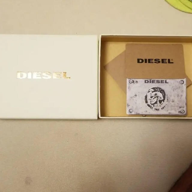 DIESEL(ディーゼル)の【eme様専用】 DIESEL 二つ折り財布 ディーゼル  黒 メンズのファッション小物(折り財布)の商品写真