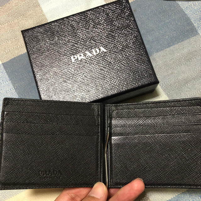 PRADA(プラダ)のPRAD マネークリップ 美品 メンズのファッション小物(マネークリップ)の商品写真