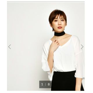 マウジー(moussy)の新品 ﾏｳｼﾞｰ 袖ｼﾌｫﾝﾌﾚｱ  Vﾈｯｸﾍﾞｰｼｯｸﾄｯﾌﾟｽ ﾎﾜｲﾄF(カットソー(長袖/七分))