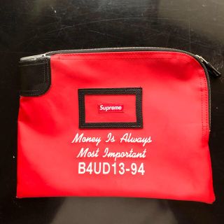 シュプリーム(Supreme)の17fw Supreme シュプリーム クラッチバッグ(セカンドバッグ/クラッチバッグ)