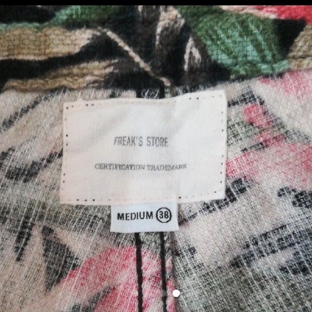 FREAK'S STORE(フリークスストア)のFREAK′S STORE  花柄ハーフパンツ メンズのパンツ(ショートパンツ)の商品写真