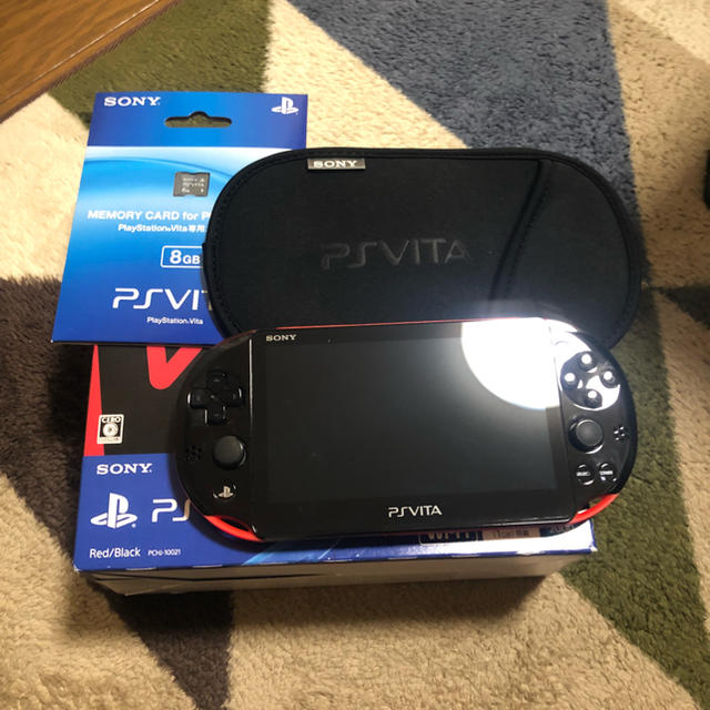 携帯用ゲーム機本体psvita