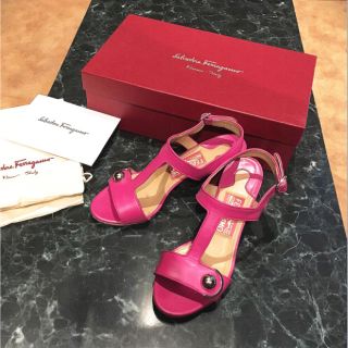 Ferragamo - サルヴァトーレ・フェラガモ  サンダル 5D