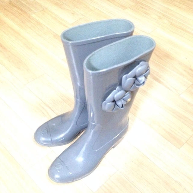 CHANEL - 正規品CHANELレインブーツ☔️の通販 by popomama's shop ...