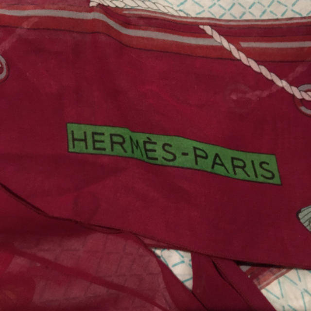 Hermes(エルメス)のエルメス  大判  コットン  ストール蝶週末値下げ専用です レディースのファッション小物(ストール/パシュミナ)の商品写真