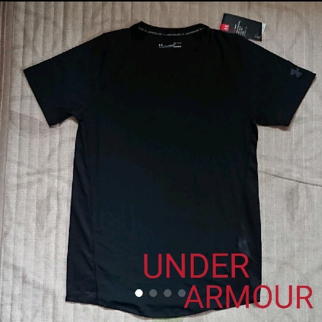 UNDER ARMOUR(アンダーアーマー)の★半額【新品・タグ付き】アンダーアーマーTシャツ L メンズのトップス(Tシャツ/カットソー(半袖/袖なし))の商品写真