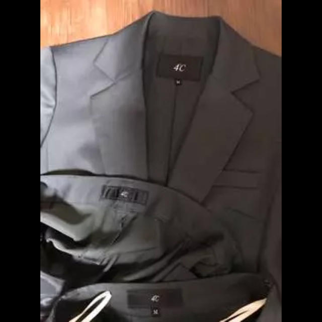 4℃(ヨンドシー)の４℃ スーツ3点セット ジャケット スカート パンツ レディースのフォーマル/ドレス(スーツ)の商品写真