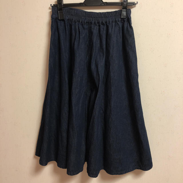 w closet(ダブルクローゼット)のダブルクローゼット デニムフレアスカート レディースのスカート(ひざ丈スカート)の商品写真