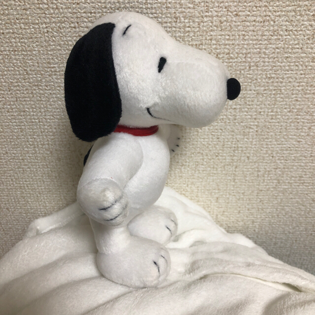 SNOOPY(スヌーピー)のmk様専用    スヌーピーぬいぐるみ（白のスヌちゃんのみ） エンタメ/ホビーのおもちゃ/ぬいぐるみ(ぬいぐるみ)の商品写真