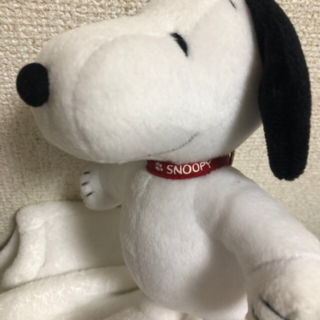 SNOOPY(スヌーピー)のmk様専用    スヌーピーぬいぐるみ（白のスヌちゃんのみ） エンタメ/ホビーのおもちゃ/ぬいぐるみ(ぬいぐるみ)の商品写真