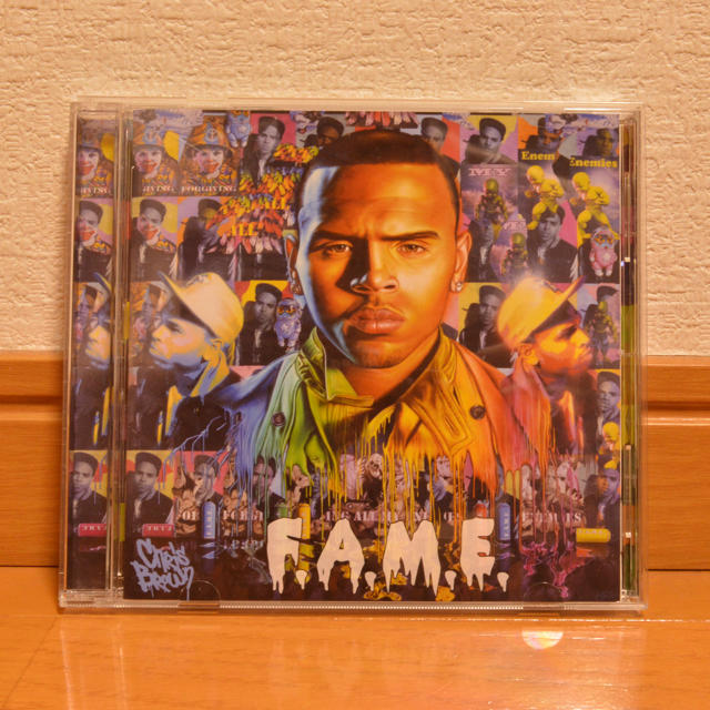 クリスブラウン F.A.M.E. CHRIS BROWN エンタメ/ホビーのCD(ポップス/ロック(洋楽))の商品写真