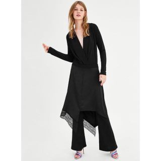 ザラ(ZARA)の新品☆ZARA ザラ アシンメトリースカート付きパンツ(その他)