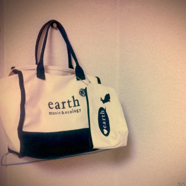 earth music & ecology(アースミュージックアンドエコロジー)のアース♡miniバック レディースのバッグ(ハンドバッグ)の商品写真