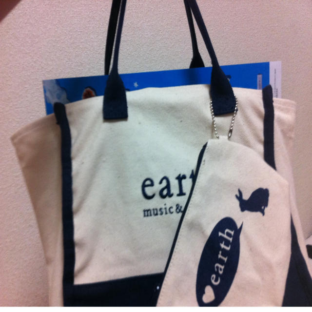 earth music & ecology(アースミュージックアンドエコロジー)のアース♡miniバック レディースのバッグ(ハンドバッグ)の商品写真