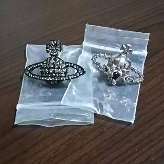 ヴィヴィアン(Vivienne Westwood) ノベルティ バッジ/ピンバッジの通販