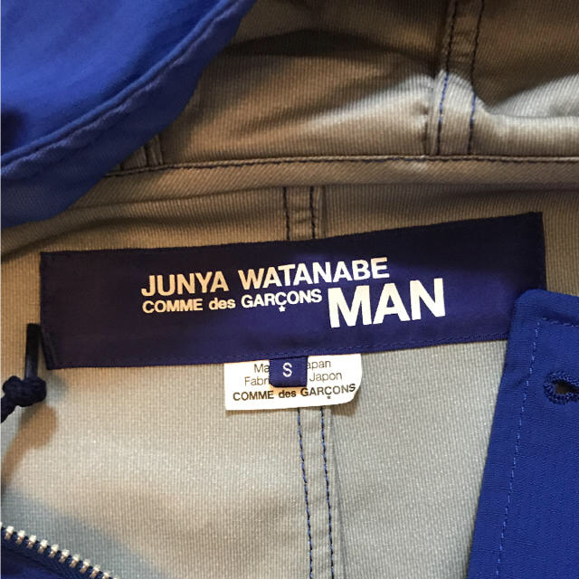 JUNYA WATANABE COMME des GARCONS(ジュンヤワタナベコムデギャルソン)のJUNYA WATANABE MAN comme des garcons メンズのジャケット/アウター(ナイロンジャケット)の商品写真