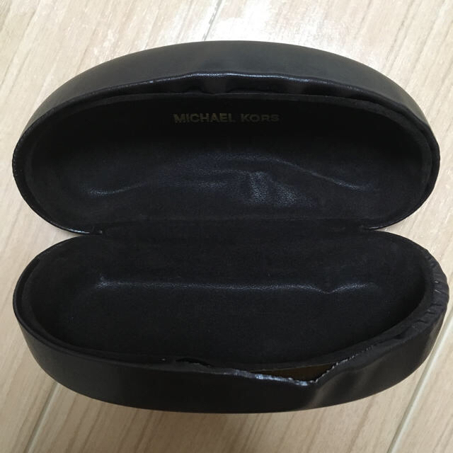 Michael Kors(マイケルコース)の中古品 マイケルコース サングラス  レディースのファッション小物(サングラス/メガネ)の商品写真